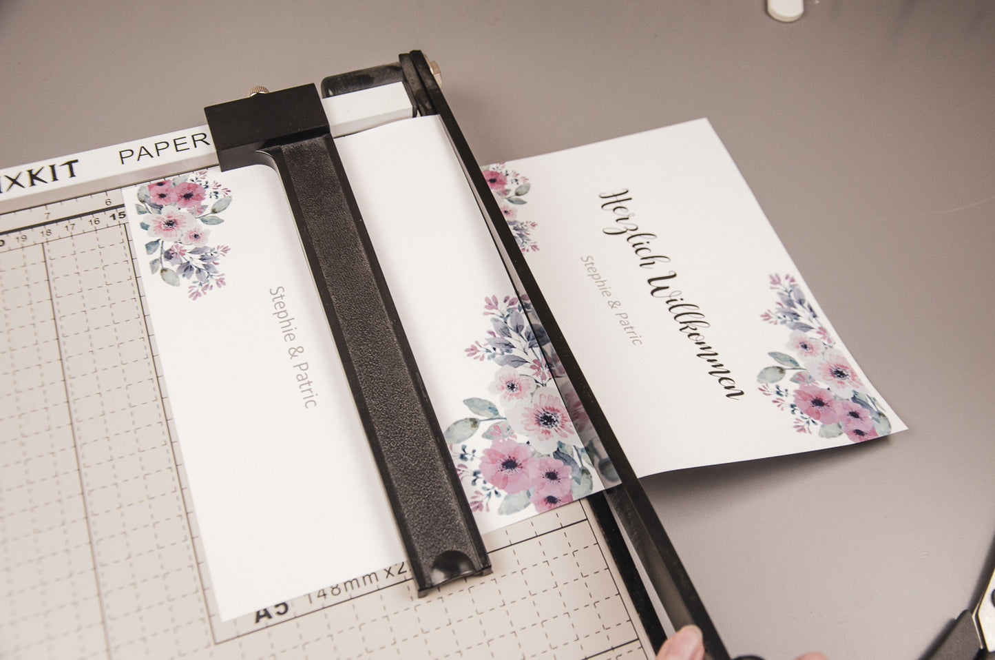 Personalisierbare Vorlage Hinweisschilder Flowers